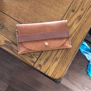 Magnolia Cindy’s wallet